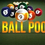 Postava koule na kulečníkovém stole s nápisem 9 Ball Pool a číslovanými koulemi