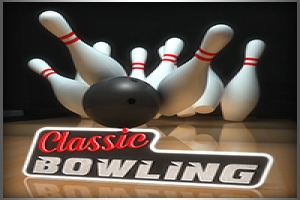 Bowlingová koule sráží kuželky na lesklé dráze s nápisem „Classic Bowling“ v popředí