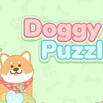 Kreslené zobrazení dvou psů s barevnými kostmi a nápisem Doggy Puzzle na světlém pozadí