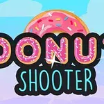 Růžový donut s polevou a posypem na modrém pozadí s nápisem Donut Shooter