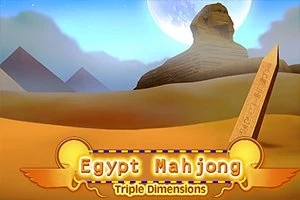 Poušť s pyramidami, sfingou a obeliskem, s nápisem Egypt Mahjong Triple Dimensions v popředí