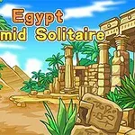 Kreslený obrázek s egyptskou krajinou, starověkými monumenty a pyramidou na pozadí