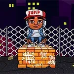 Ilustrovaný chlapec s bílou čepicí a sluchátky stojí na cihlové zídce s graffiti na pozadí nočního města s plotem a výstražnou značkou