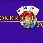 Logo s usmívajícím se šaškem, třemi hracími kartami a nápisem Joker Poker na fialovém pozadí