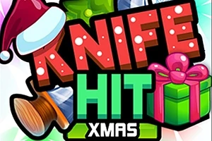 Nápis Knife Hit Xmas s vánoční čepicí, dřevěným špalíkem a dárkovým balíčkem s mašlí