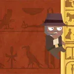 Postavička v klobouku leze po zdi s hieroglyfy na pozadí